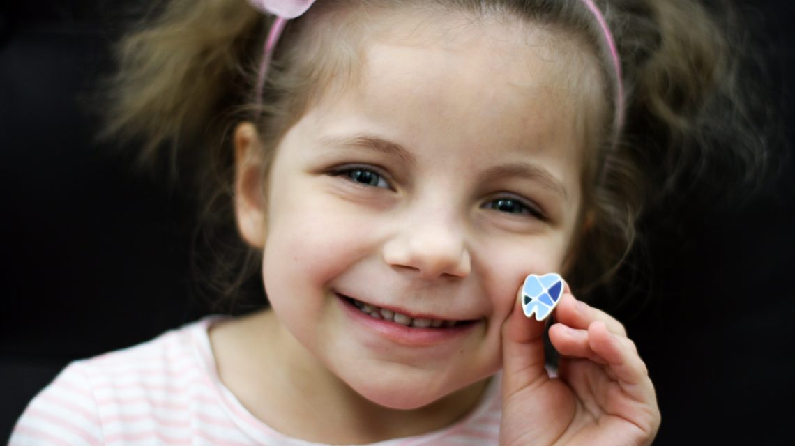 Лечение кариеса молочных зубов без боли