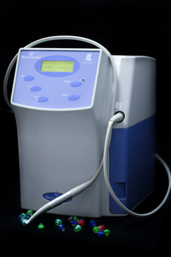 Treatment of teeth without drilling. Effective gum treatment. Treatment of a tooth cyst without surgery in dentistry iStomatolog in Kyiv.